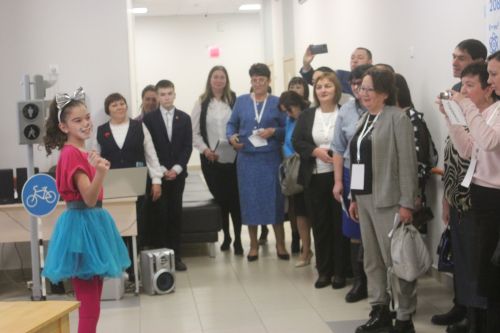 Туган тел форумы делегатлары Арчада