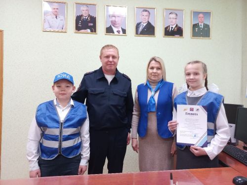 Арча районы буенча ЮХИДИ бүлекчәсе җитәкчесе Рөстәм Хәкимов: «Куркынычны яктылык белән чагылдыр!»