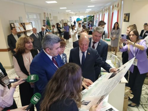 Арча педагогия көллиятендә Беренче Республикакүләм Вагыйзов укулары узды