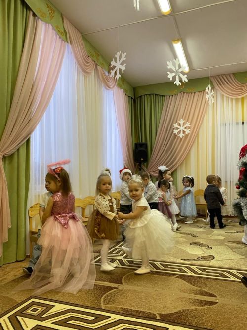 Арчаның 1 нче номерлы балалар бакчасының кечкенәләр төркемендә бәйрәм узды
