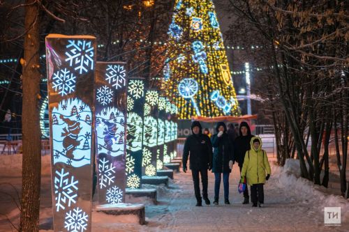 Казан урамнары буйлап Кыш бабайның Яңа ел фургоны йөриячәк