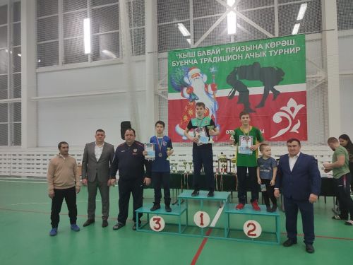 Арча көрәшчеләре Әтнәдән кайтты