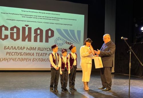 Кәче мәктәбе укучылары сөенечләре