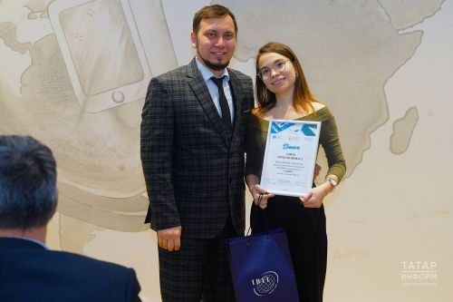 «Иделем акчарлагы» яшь язучылар бәйгесендә Арча кызы Адилә Әхмәтҗанова беренче урынга лаек булды