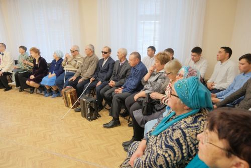 Көчлеләр беркайчан бирешми!
