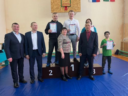 Наласада көрәштеләр