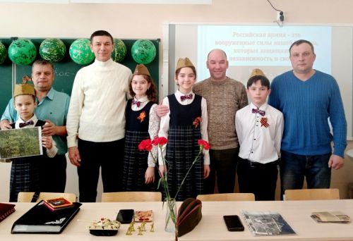 Бездә әтиләр кунакта