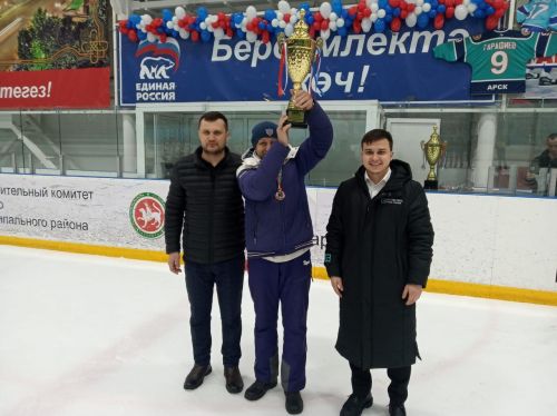 Фәнил Гарәфиев истәлегенә