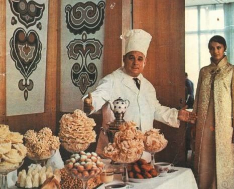Юныс Әхмәтҗановның хыялы булган Татар ашлары йортына бүген кем хуҗа?