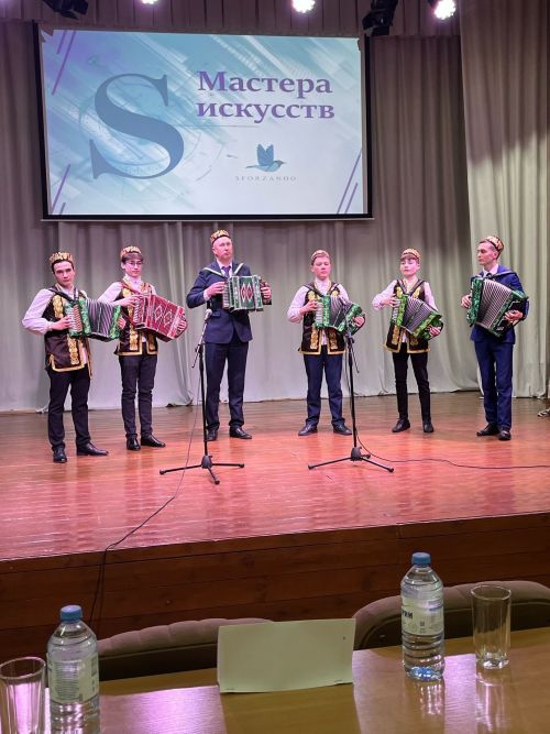 “Сәнгать осталары” бәйгесендә ике коллектив Гран-прига лаек булды