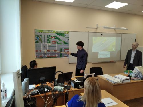 Арча агросәнәгать көллиятендә юл йөрү кагыйдәләре буенча белемнәрен сынадылар