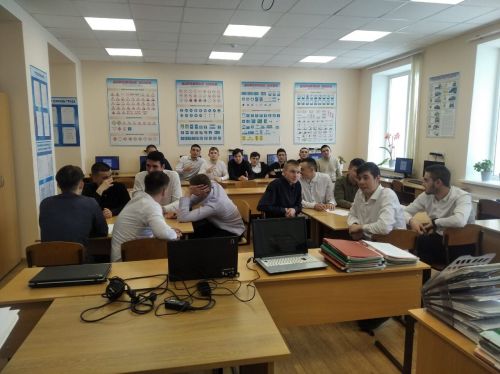 Арча агросәнәгать көллиятендә юл йөрү кагыйдәләре буенча белемнәрен сынадылар