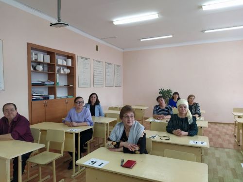 Арчада әти-әниләр бердәм дәүләт имтиханнары тапшырды