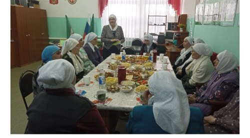 Рузалия апа Насибуллинаның «Дини бәйрәмнәр һәм йолалар!”  дигән китабы чыкты