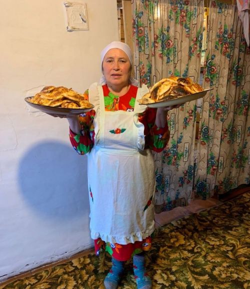 Күлтәс халкы мичтә пешкән гает коймагы белән сыйланды