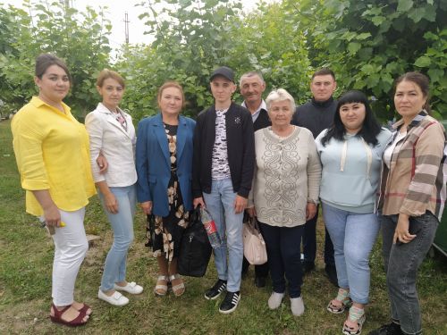 Армиягә китте егетләр