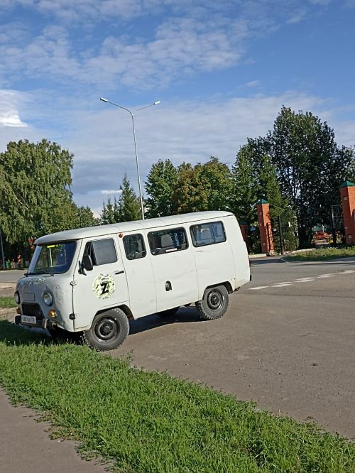 Яңа Кенәр авыл җирлеге сугыш хәрәкәтләре ветераннары исеменнән МХО зонасына УАЗ машинасы китте