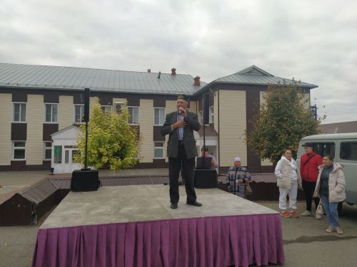 Арчада ярминкә бара
