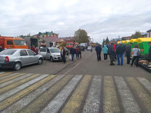 Арчада ярминкә бара