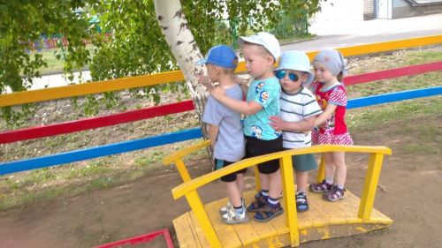 Әти-әниләр бик тырышлар