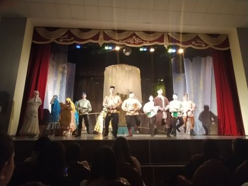 Гран при бирерлек спектакль!