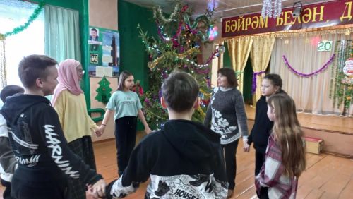 Питомник клубында балаларга бәйрәм оештырдылар