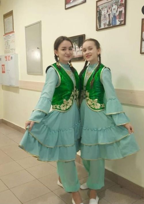 Укытучылар династиясе