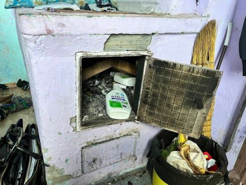 11 яшьлек малайга анасы химикат эчерткән