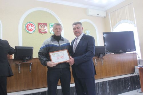 Арчада комбайнчылар бүләккә ия булды