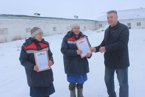 Арча районында терлекчеләрне Кыш бабай бүләкләде
