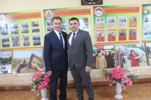 Бу җирлектә карап торганда хәлләр ярыйсы кебек...