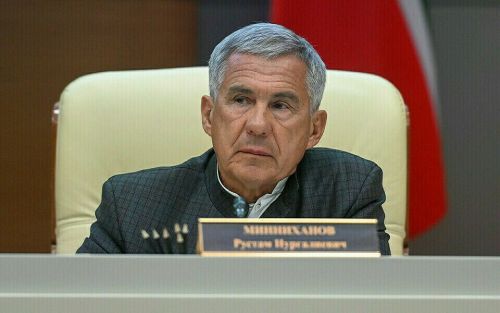 Рөстәм Миңнеханов: Һәр телдә халыкның җаны чагыла