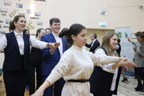 Яшь укытучылар  “Һөнәр. Сәләт. Сәнгать” дигән форумда катнаштылар.