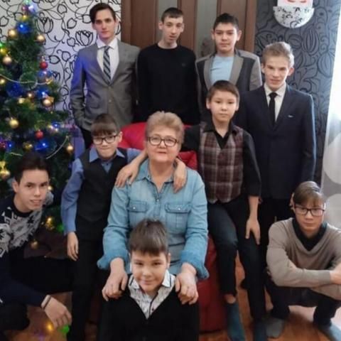 11 бала әнисе: «Барысы да минеке»
