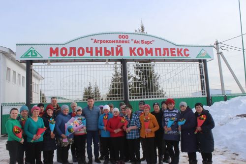 Элекке данын кире кайтарырга!