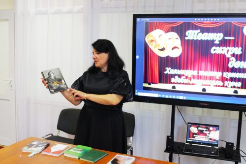 “Җидегән чишмә“ белән “Яшьлек“ артистлары очрашты