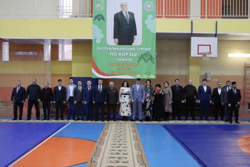 Легендар шәхес Фатих Сибагатуллин истәлегенә көрәш ярышлары булды