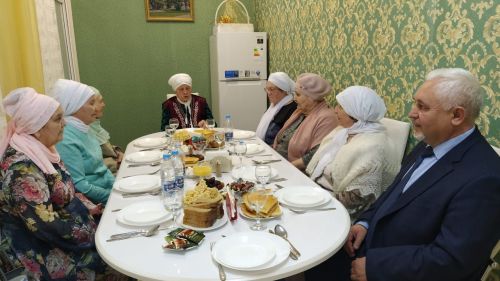 Арча педагогика көллиятендә кунаклар