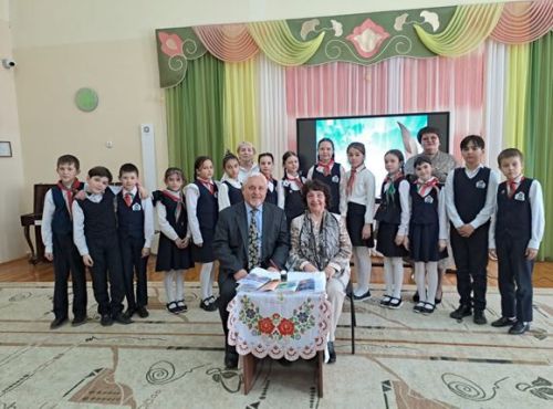 Бер очрашу - үзе бер гомер!