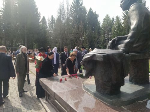 Бүген Яңа Кырлайда