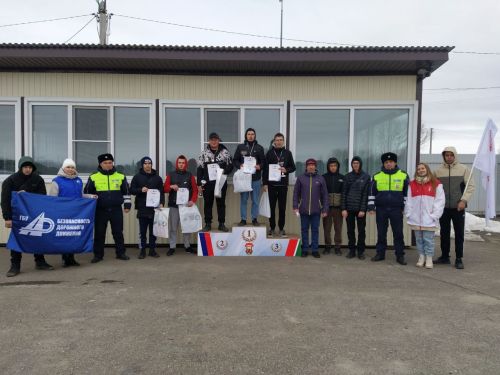 Арчада булачак машина йөртүчеләр осталыкта ярышты