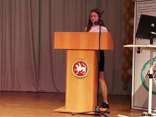 “Иң яхшы яшьләр проекты” җиңүчеләре унар мең сумлык сертификат белән бүләкләнде
