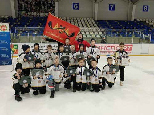 Арча хоккейчылары Зәйдән уңышлар белән кайттылар