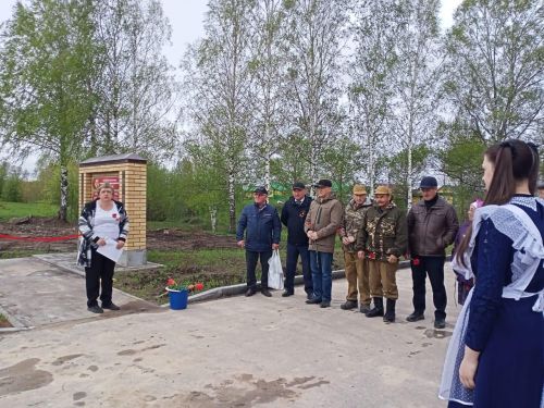 Авылда һәйкәл ачылды
