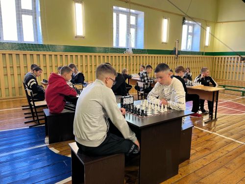 Г. Камал исемендәге Сикертән төп  мәктәбе  шахмат сөючеләрне үзенә җыйды