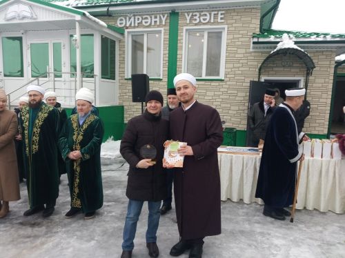 Арча Үзәк мәчете янында Коръәни Кәрим өйрәнү үзәге ачылды