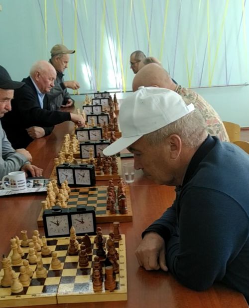 Өлкәннәр ункөнлеге уңаеннан шахмат ярышы узды