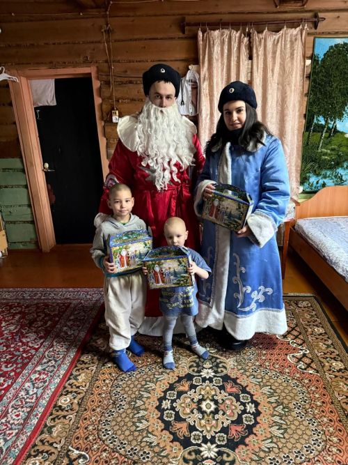 Балаларны полиция Кыш бабае котлады