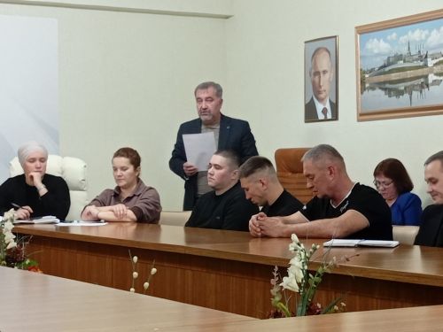 Махсус хәрби операция зонасыннан кайткан егетләр белән очрашу узды