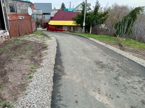 Арчада бер яклы, кыска гына урамга да асфальт җәйделәр